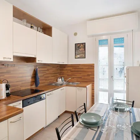 דירה Casa Federica אלסיו
